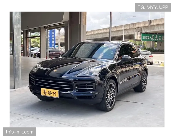 亚历克斯·摩根训练完顺手买了辆保时捷，说就当买菜车